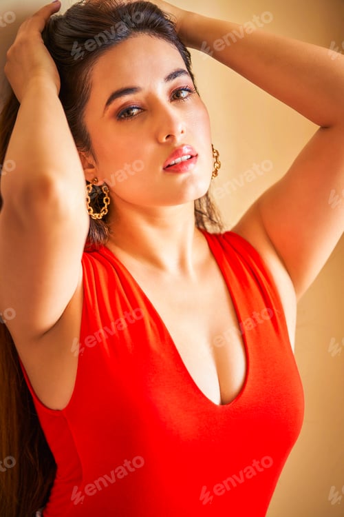 Preview: Beautiful young woman posing