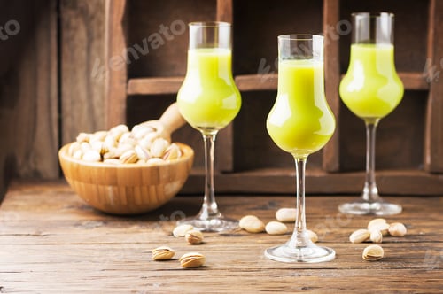Preview: Italian traditional liquor with pistachio