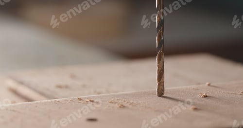 Preview: Drills the wooden plank