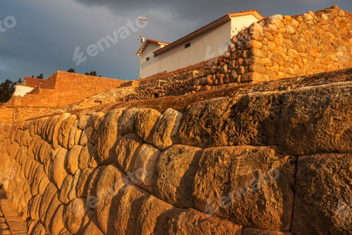 Preview: Colonial architecture in Peru
