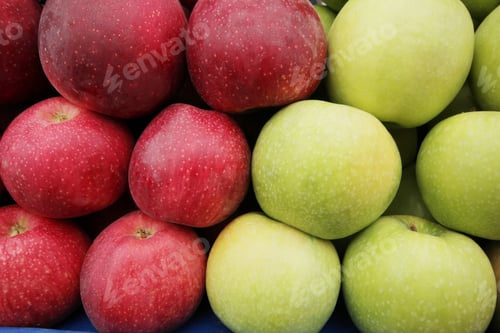 Preview: Red Apple and Green Apple