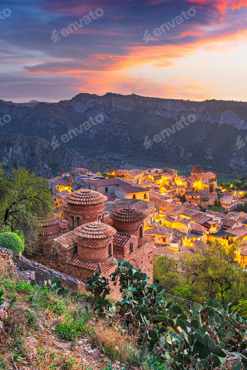 Preview: Stilo, Italy with the Byzantine Church