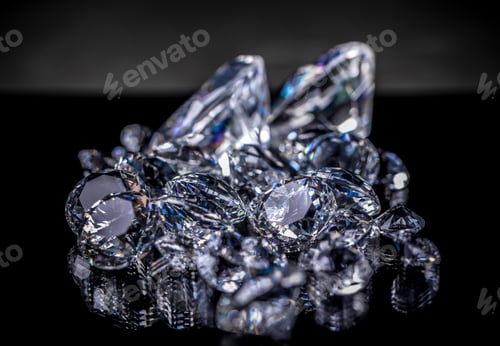 Preview: Luxury diamonds