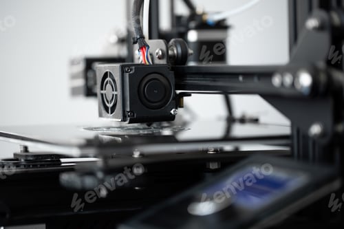 Preview: 3D printing machine operation in the laboratory