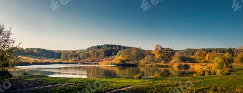 Preview: Autumn lake
