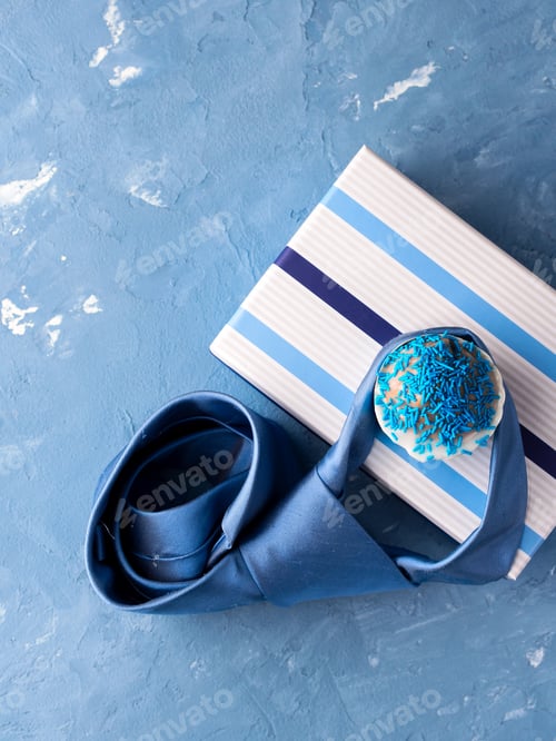 Preview: Gift, Tie, Cupcake for Father's Day