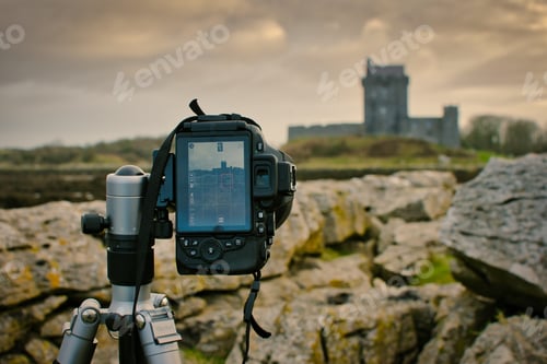 Preview: Taking shot of Dunguaire Castle