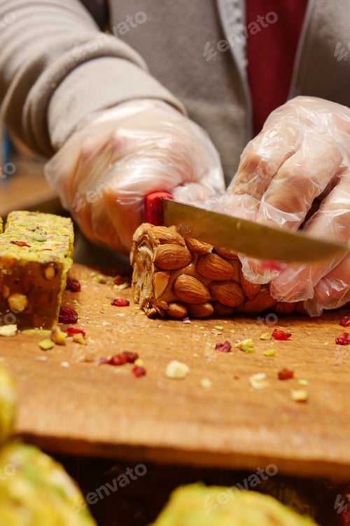 Preview: Preparing traditional turkish delight at a local market