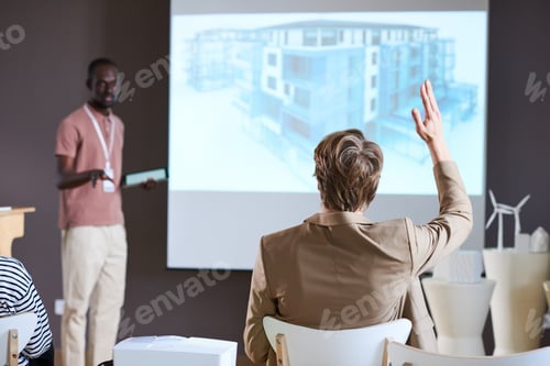 Preview: Businessman sitting at the meeting