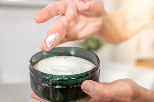 Preview: Cream on Finger for Beauty and Wellness