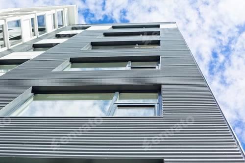Preview: Modern house with vinyl siding