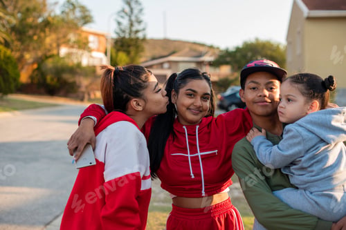 Preview: Portrait of young group of friends together.