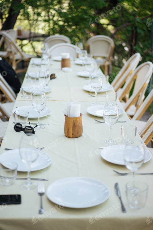 Preview: Elegant light table set outdoors