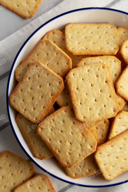 Preview: Oven Baked Crackers on a Plate, top view. Close-up.