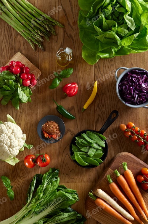 Vista previa: Fresh organic vegetables and spices