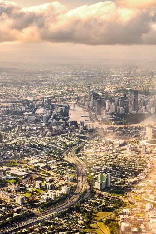 Preview: All roads lead to the city! View of Brisbane City from above.