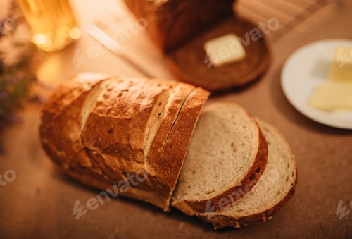Preview: Close up of freshly baked artisan bread in kitchen at home