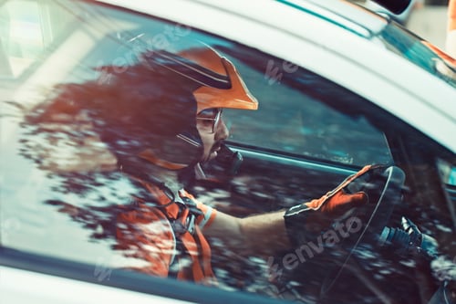 Preview: Race driver