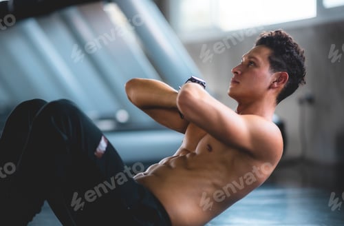 Preview: sport gym fitness concept, healthy strength caucasian man training to physical exercise