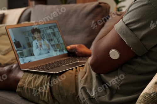 Preview: Watching Educational Video on Laptop with Wearing Health Monitor