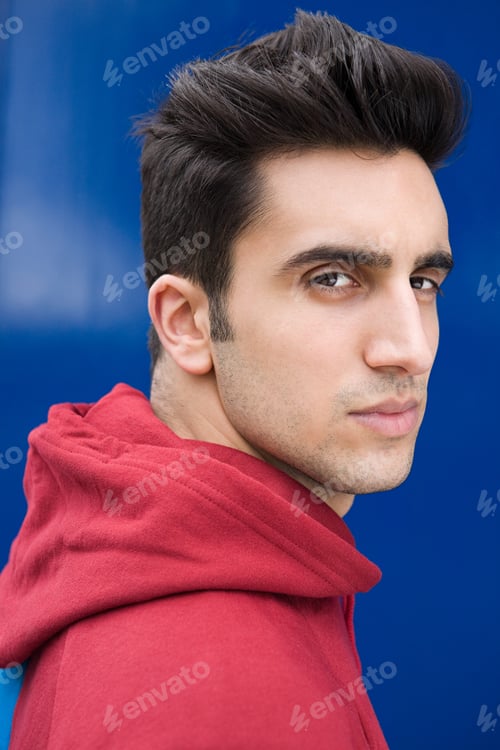 Preview: Portrait of a young man