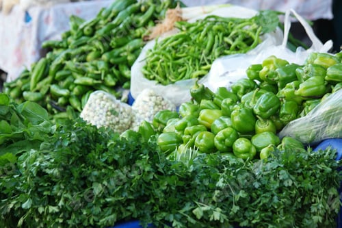 Preview: Organic vegetables at farmers market.