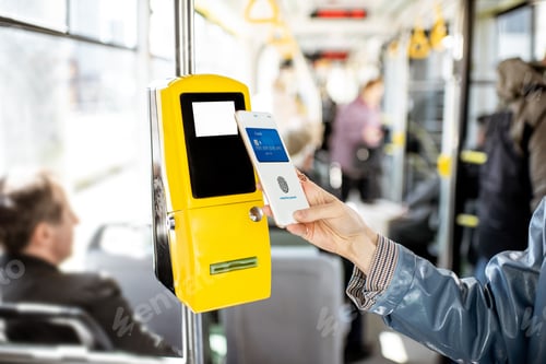 Preview: Paying with smartphone for the public transport