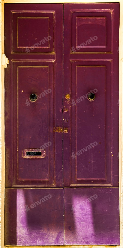 Preview: front door to house