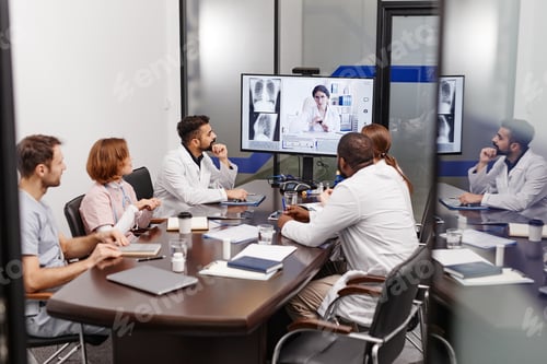 Preview: Large group of medical experts listening to colleague during online meeting