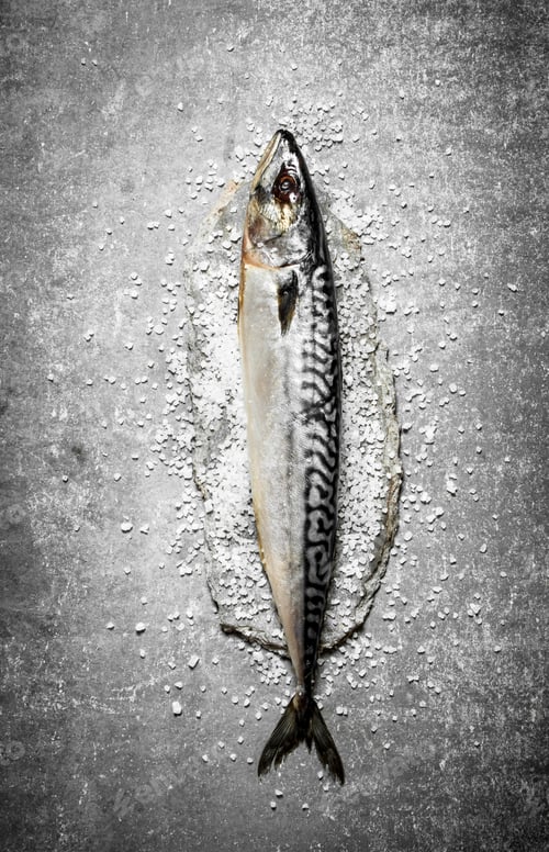 Preview: Fresh fish with salt.