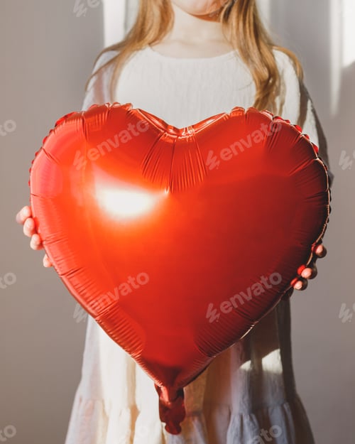 Preview: Girl with Heart