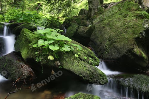 Preview: Boulders and flowing water