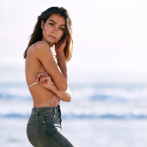 Preview: Showing off her natural beauty and lovely features
