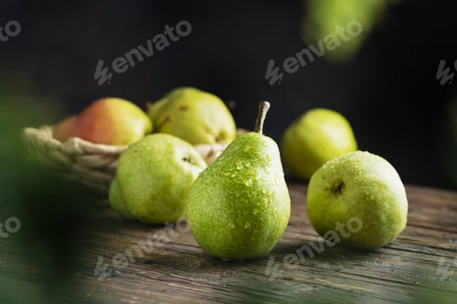 Preview: Sweet green pears