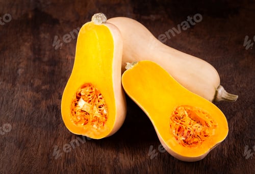 Visualização: abóbora sobre fundo de madeira velha