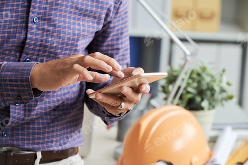 Preview: Texting engineer