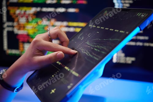 Vista previa: Analyzing Stock Market Data Using Modern Technology