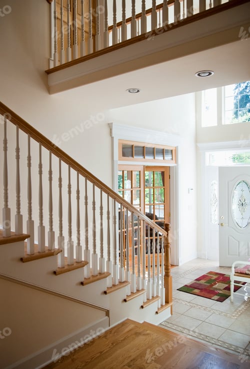 Preview: Stairs in Home Entry