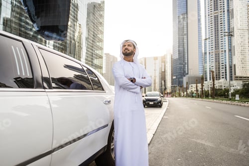 Preview: Emirati businessman portrait