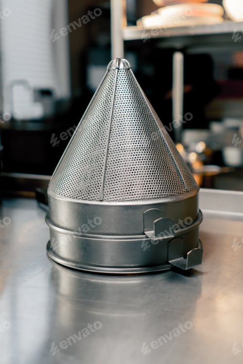 Preview: In the restaurant’s kitchen there are cook’s metal basins the shelf washed