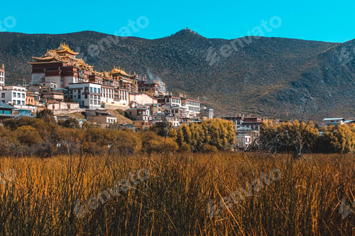 Preview: Songzanlin Temple also known as the Ganden ( Shangri-La), Yunnan)