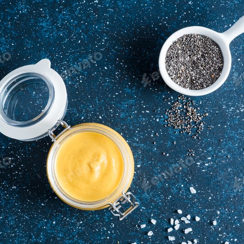 Preview: Vegan creamy cheddar cheese sauce with chia seeds