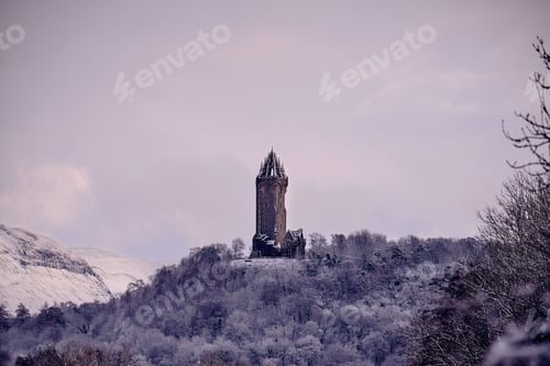 Preview: The Wallace Monument covered with snow in The United Kingdom