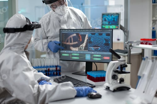 Preview: Medical specialist team wearing protective equipment against covid19