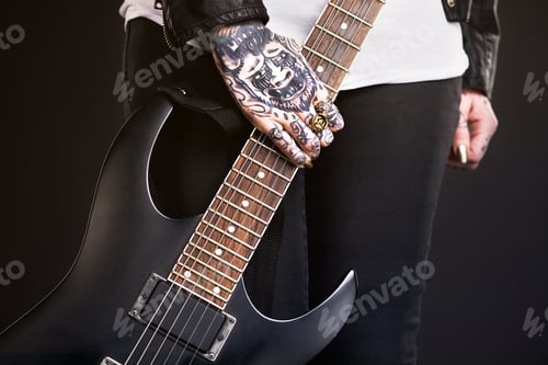 Preview: The rock star life