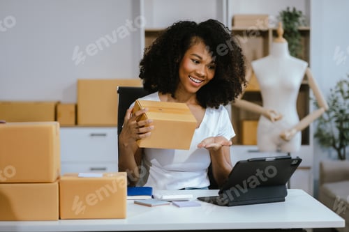 Preview: Startup or small business entrepreneur in e commerce
