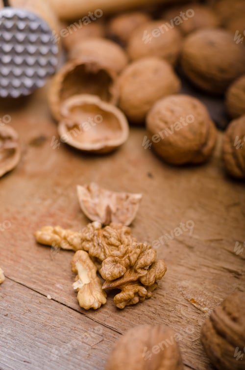 Preview: Walnuts product photography