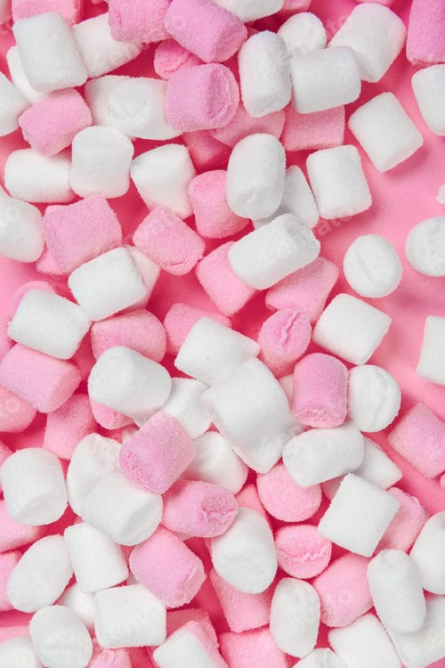 Preview: Marshmallows on pink background