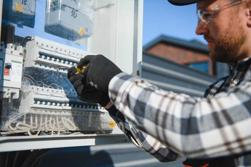 Electrician in Unit 14, Brookhouse Business ParK, Ipswich IP2 0EF