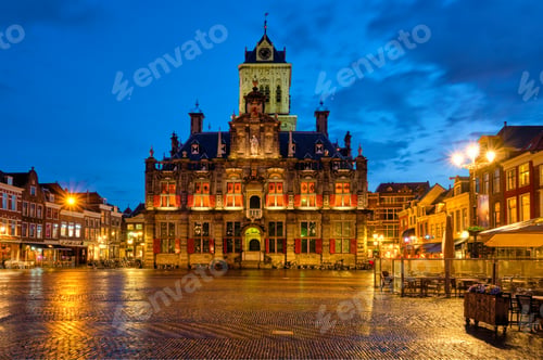 Preview: Delft Market Square Markt in the evening. Delfth, Netherlands